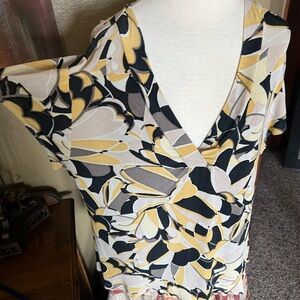 Chico’s V neck Pullover